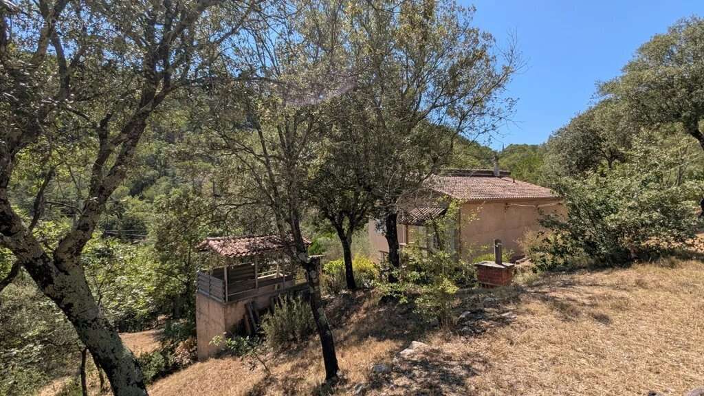 Maison à ENTRECASTEAUX