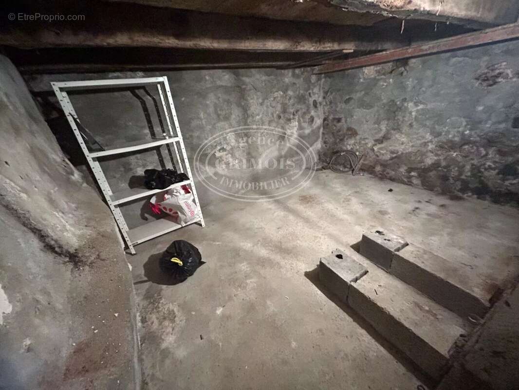 Appartement à CAUNES-MINERVOIS