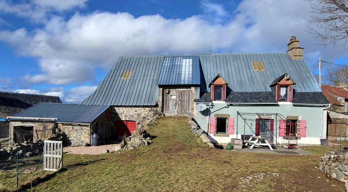 Maison à SAINT-SATURNIN