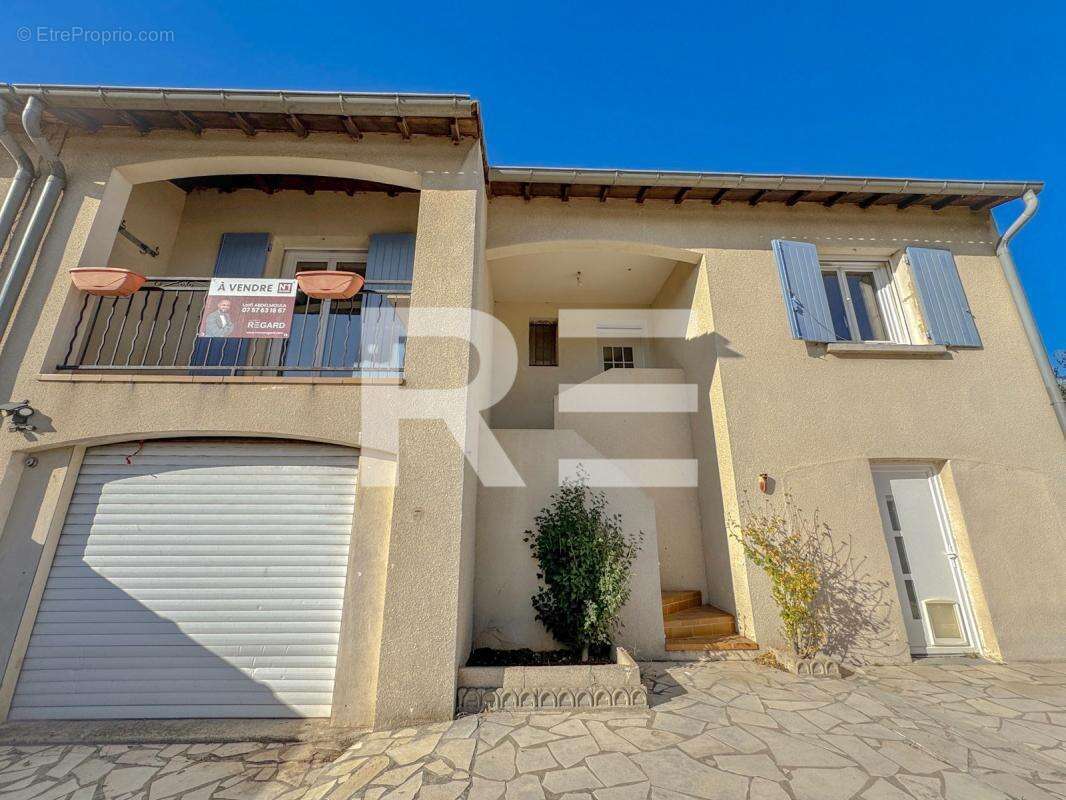 Maison à SAINT-GILLES