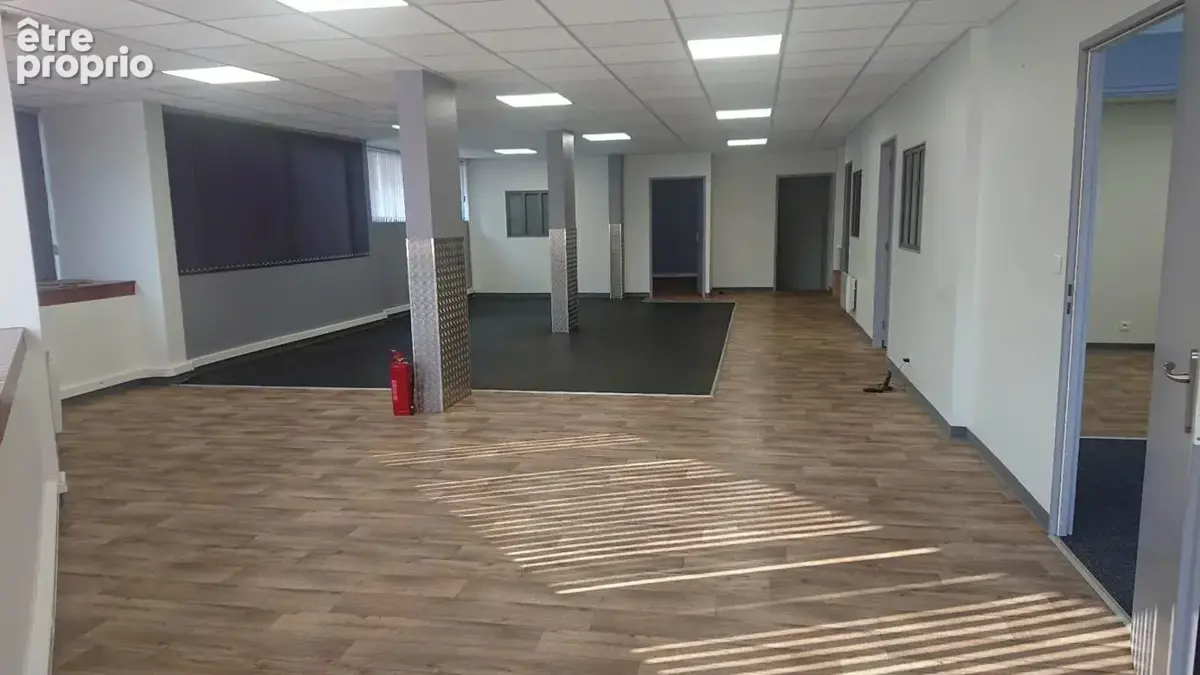 Locaux/Biens immobiliers - photo 7