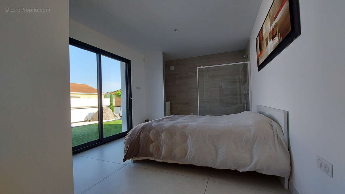 Maison à PONT-DU-CHATEAU