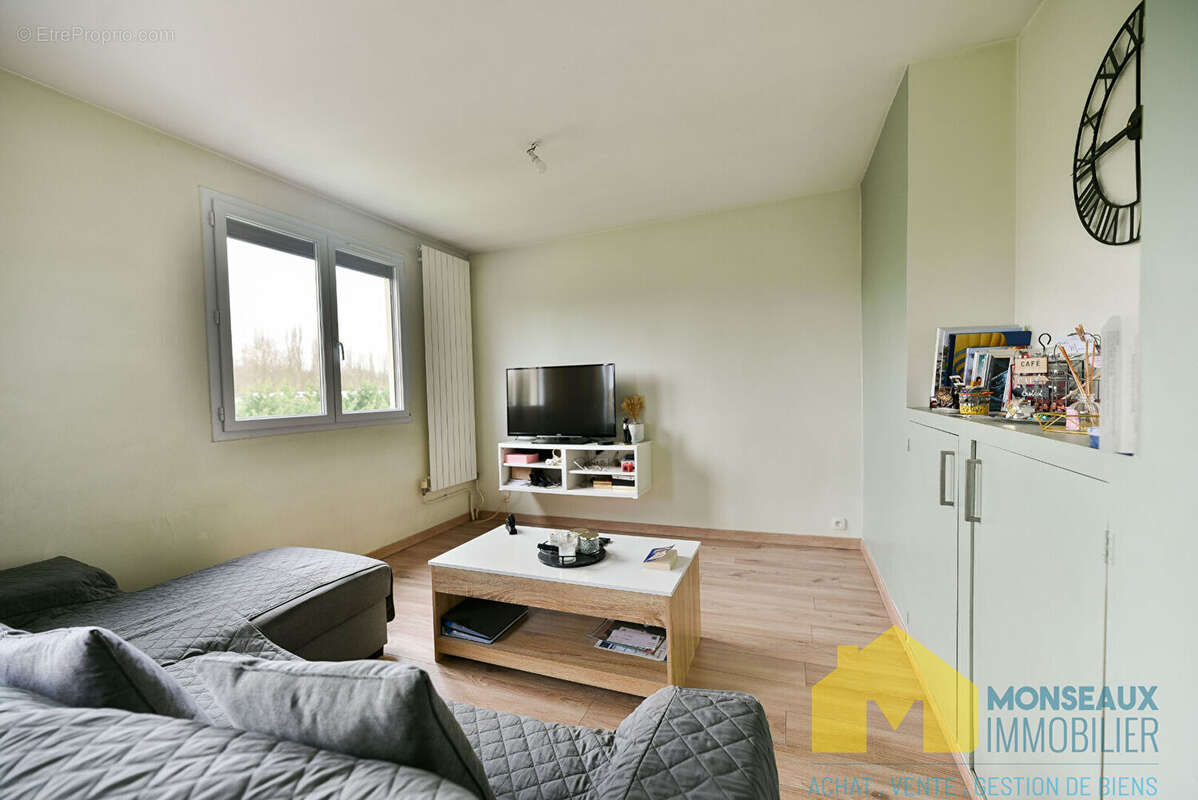 Appartement à EPINAY-SUR-ORGE