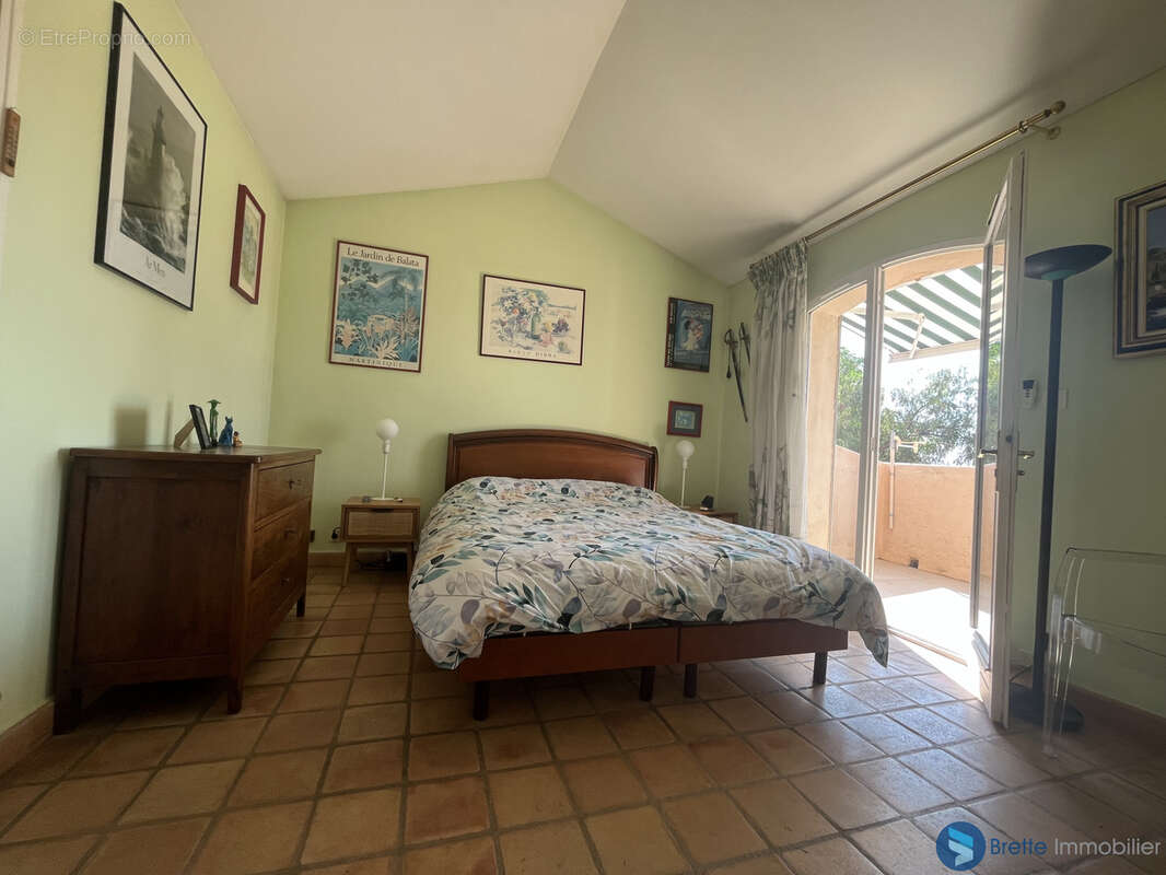 Toulon bas faron   villa t5 piscine et garage - photo 16
