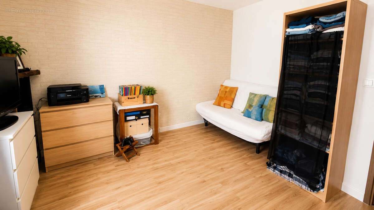 ** APPARTEMENT  T1 Bis **  Parking & Cave ** TOULON  Ouest (83) ** - photo 5