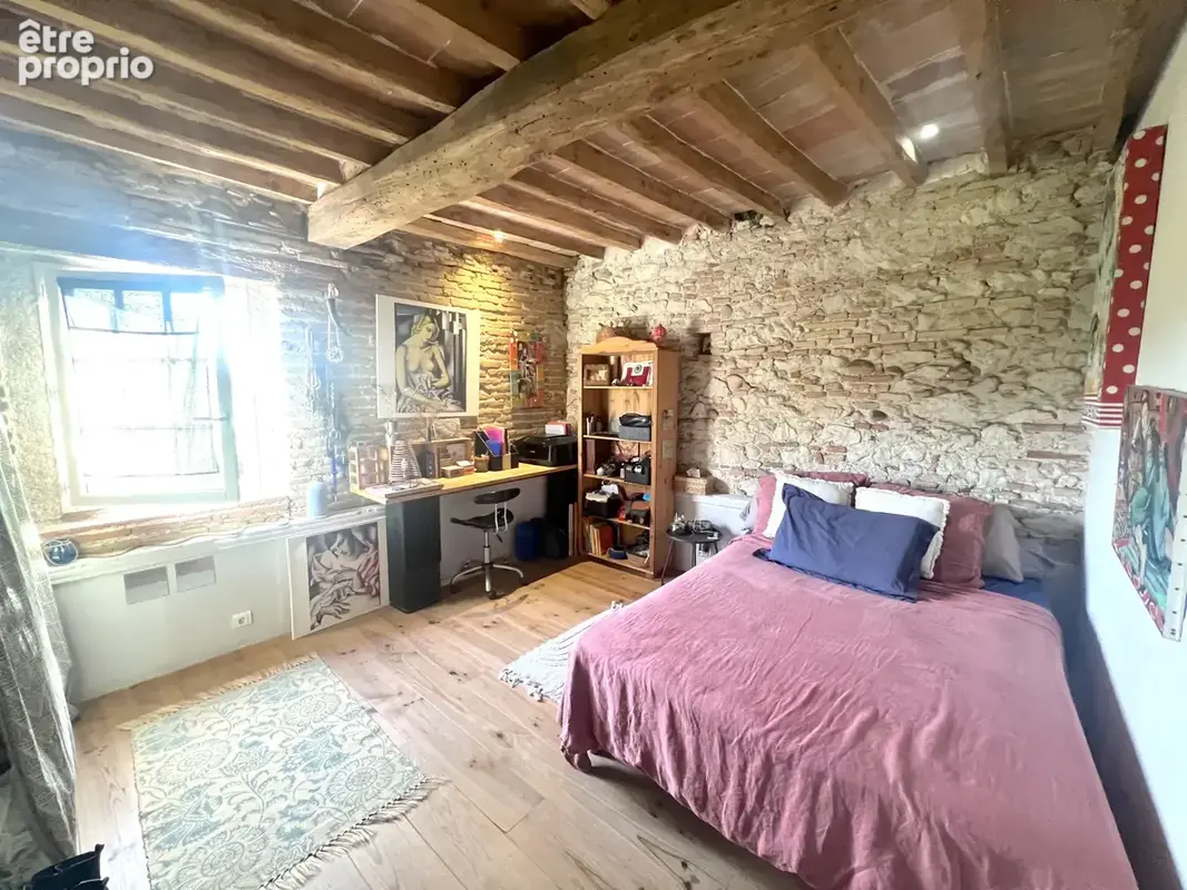 Maison T3 avec dépendance sur un terrain de 6000 m2 - photo 4