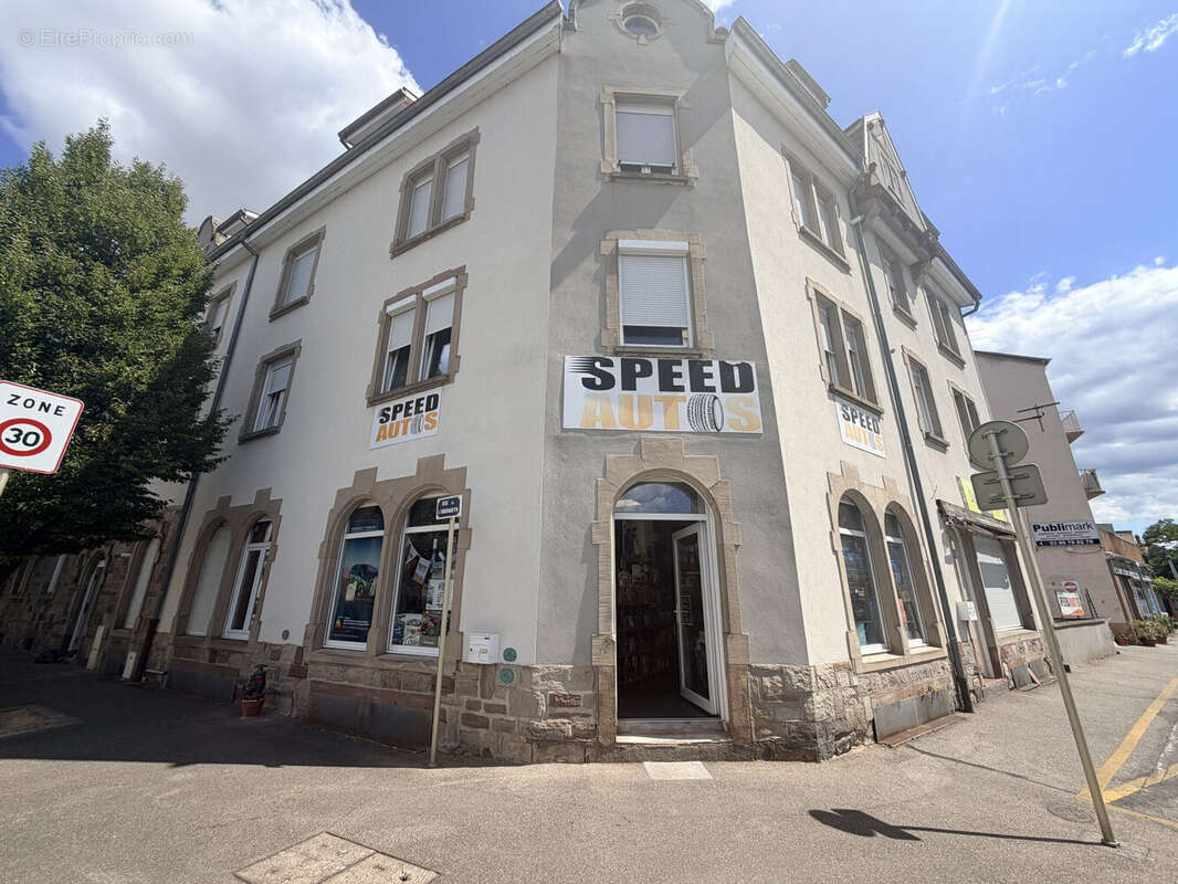 Commerce 97 m² à Colmar  - photo 2