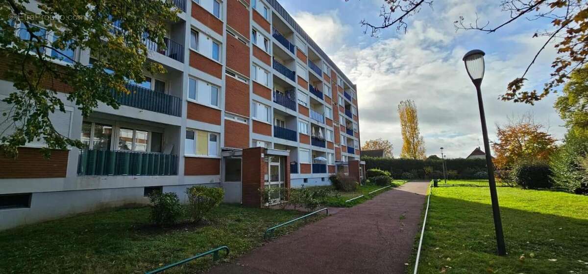 Appartement à AUBERGENVILLE