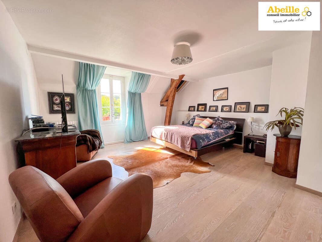 Maison à SAINT-CHERON