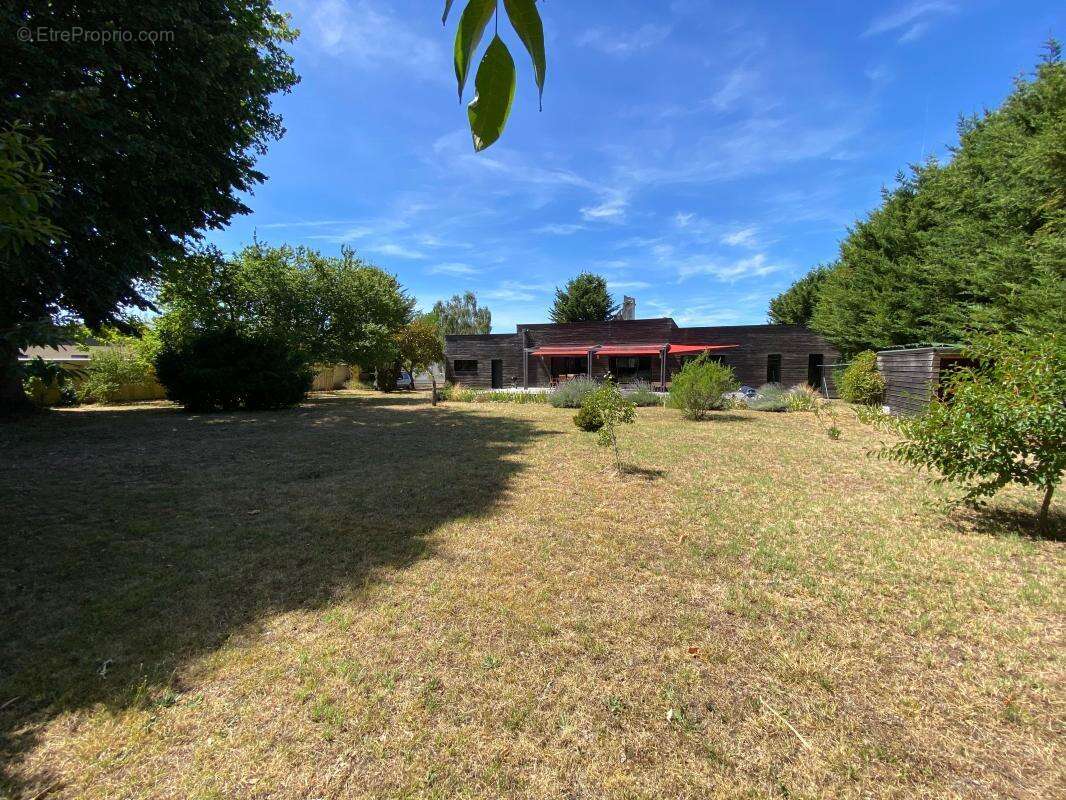 Villa COUP DE COEUR de 2015 de 130 m² avec Piscine couloir de 13x3 sur 2281 m² de Terrain divisible - photo 41