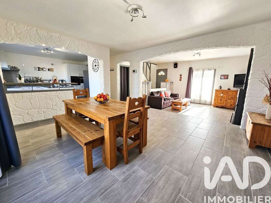 Photo 5 - Maison à PIA