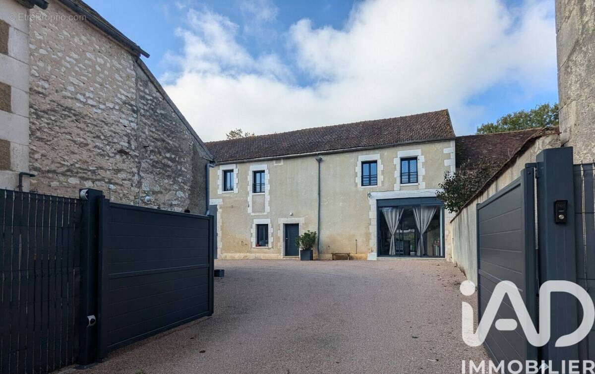 Photo 1 - Maison à CHARENTENAY