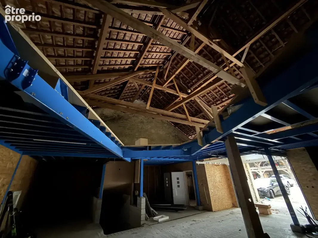 Thonon Ouest - Bâtisse de 440 m2 au fort potentiel de rénovation - photo 5