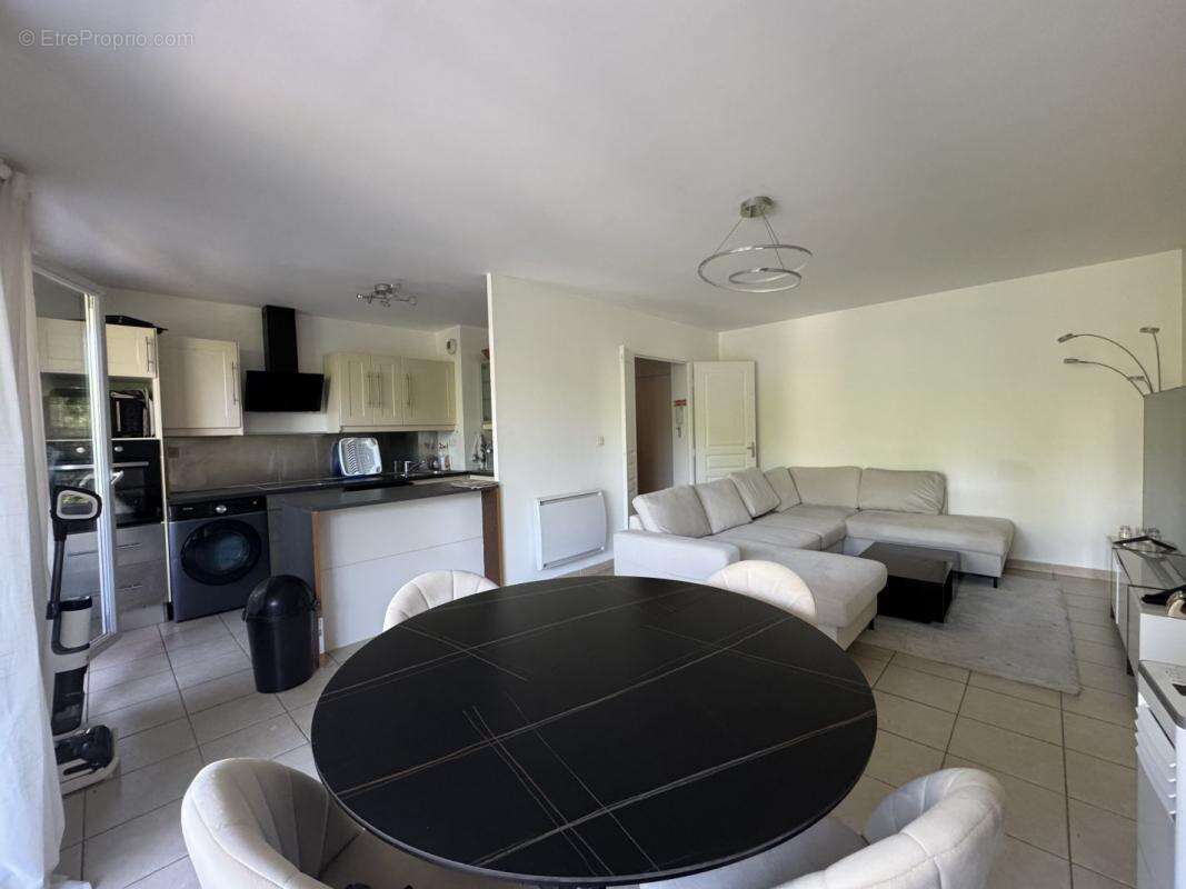 Appartement à MARSEILLE-13E