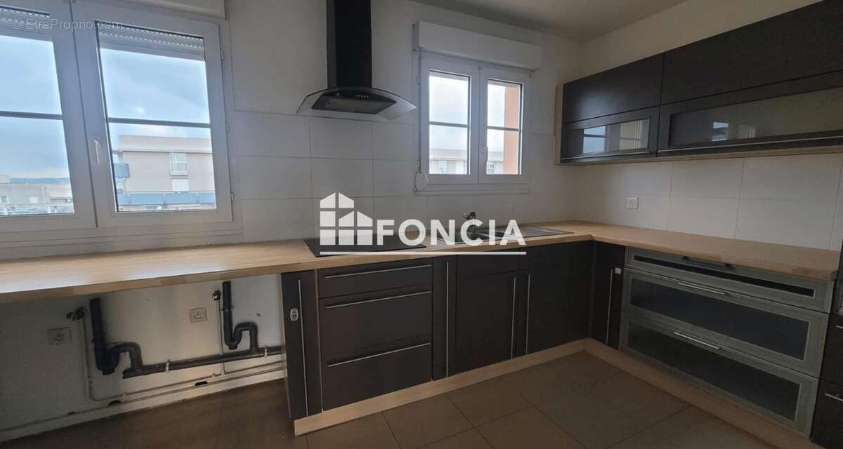 Appartement à BONNEUIL-SUR-MARNE