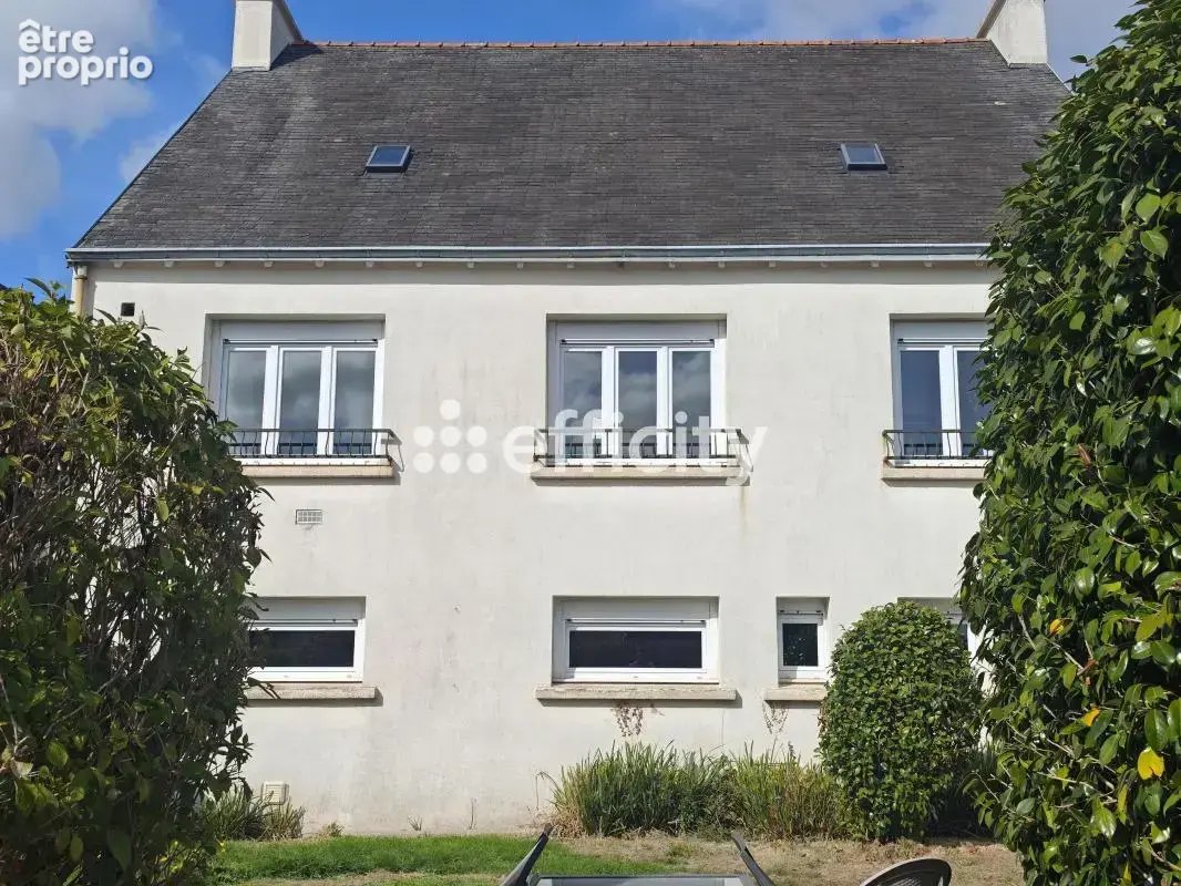 Maison à ERGUE-GABERIC