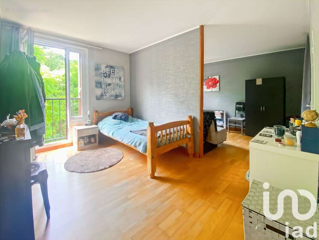 Photo 8 - Appartement à BRIE-COMTE-ROBERT