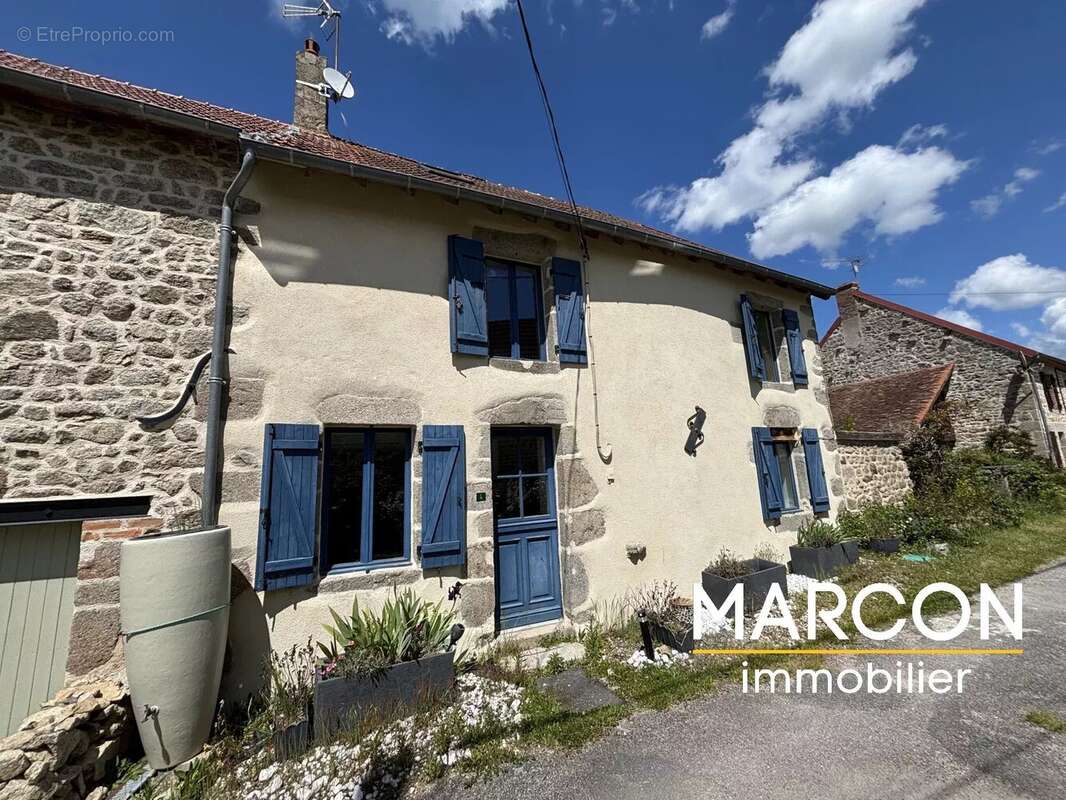 Maison à PEYRAT-LA-NONIERE