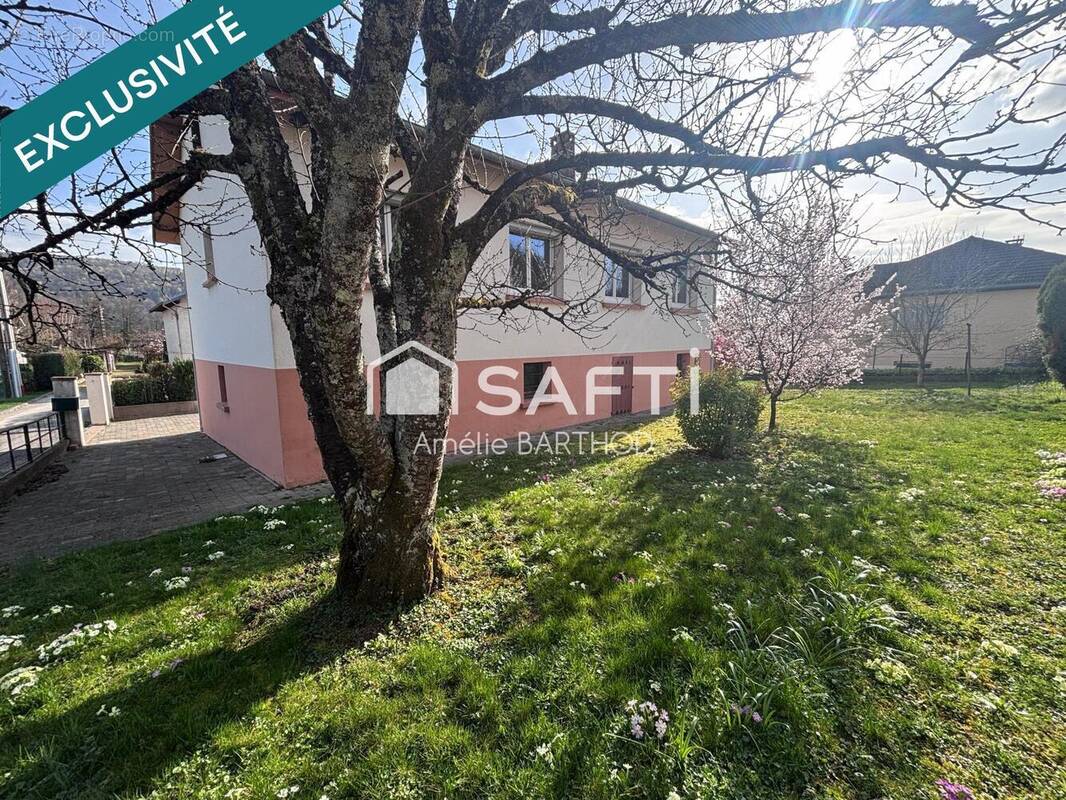 Photo 1 - Maison à ROCHE-LEZ-BEAUPRE