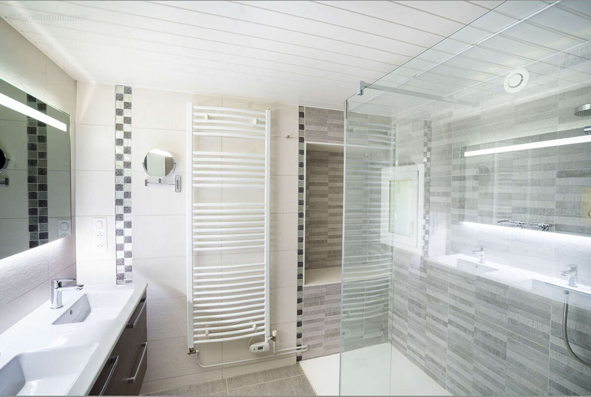Maison promenade de Saône - 5 pièces 142m² - photo 5