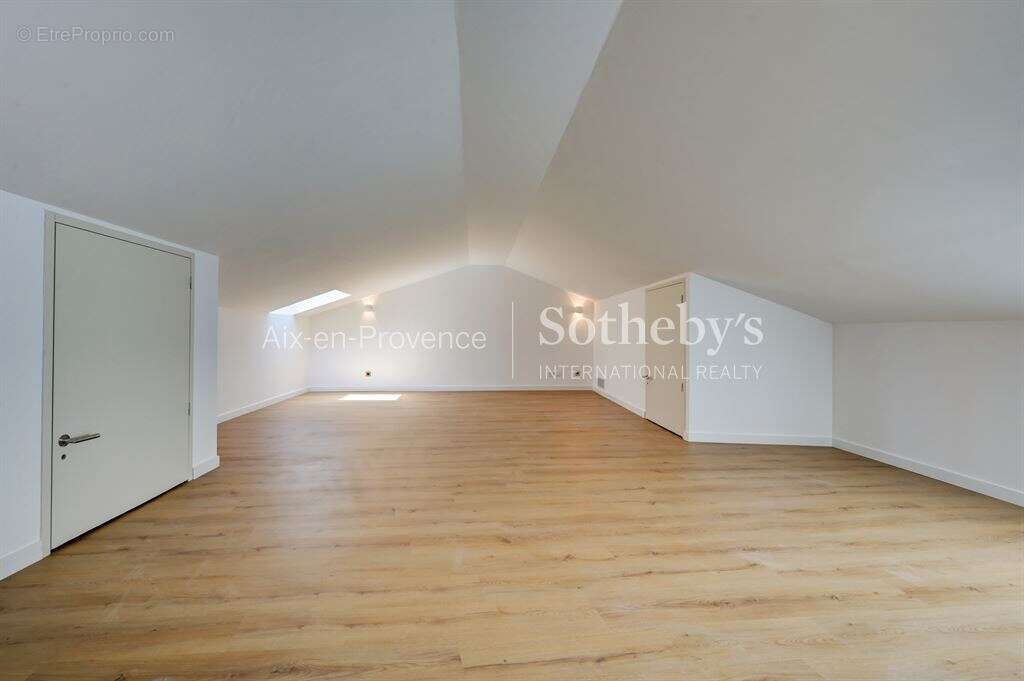 Maison à AIX-EN-PROVENCE