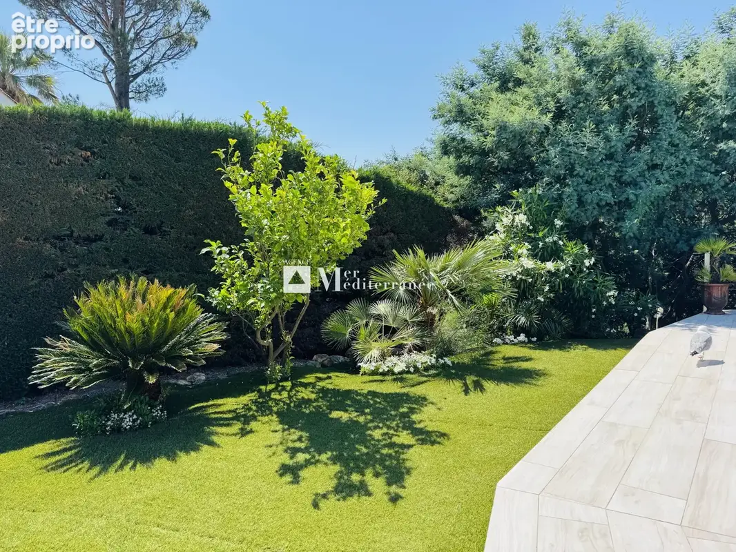 EN EXCLUSIVITÉ - Aux Issambres : Villa rénovée avec piscine, proche de la plage - Possibilité d’agrandissement - photo 20