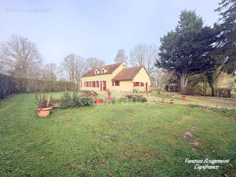 À VENDRE – Charmante Longère / Fermette de 122 m² – Leugny (89) - photo 11