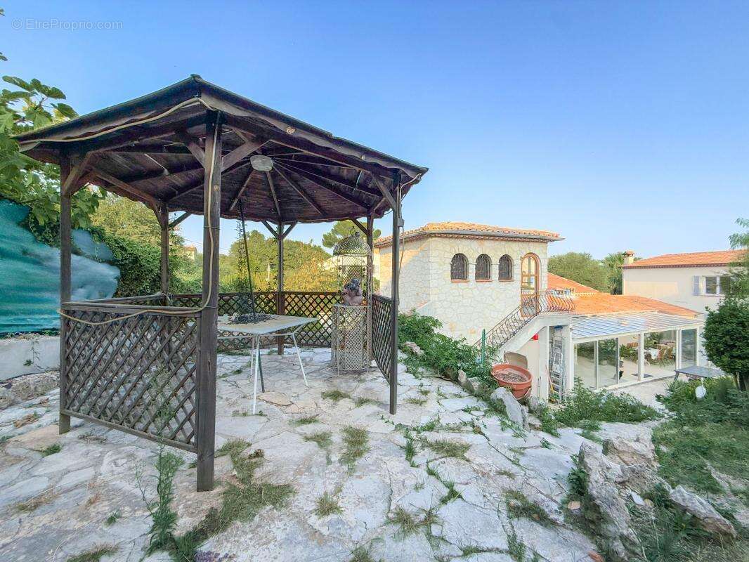 Maison à CAGNES-SUR-MER