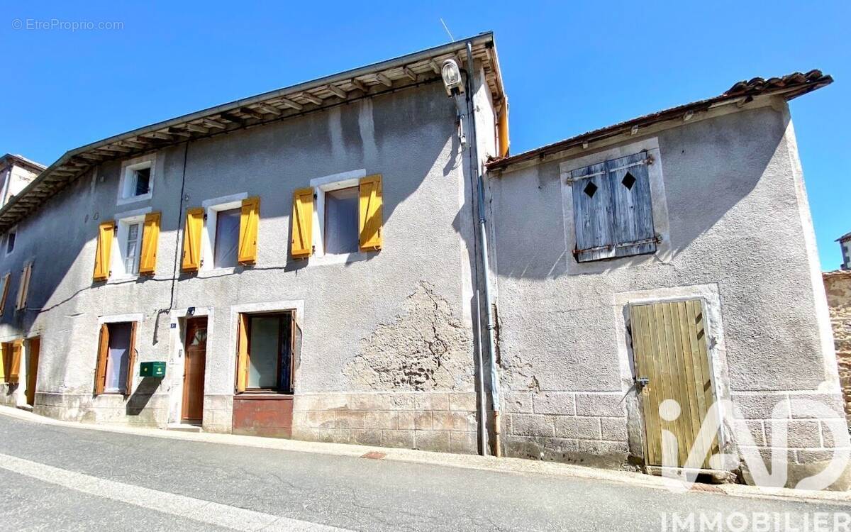 Photo 1 - Maison à BERTIGNAT