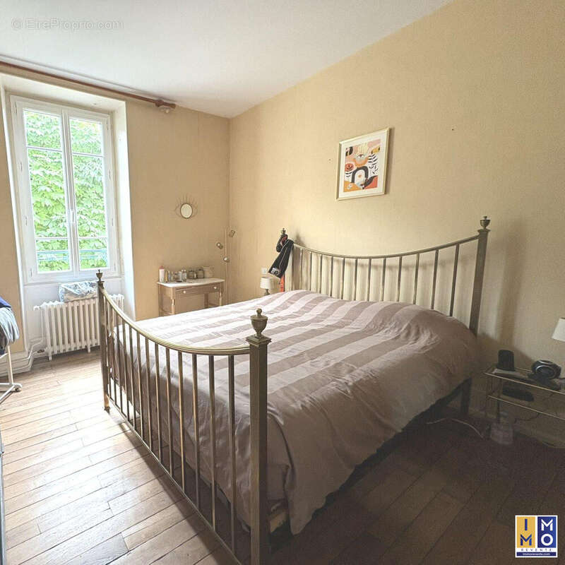 Maison 180 m² à Bourges  - photo 8