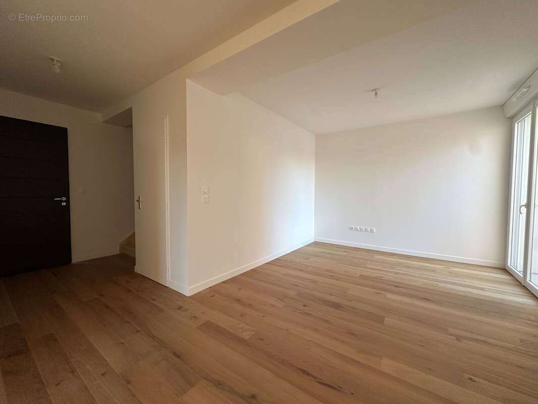 Saint Orens - Duplex T4 90 m2 avec jardin - photo 7