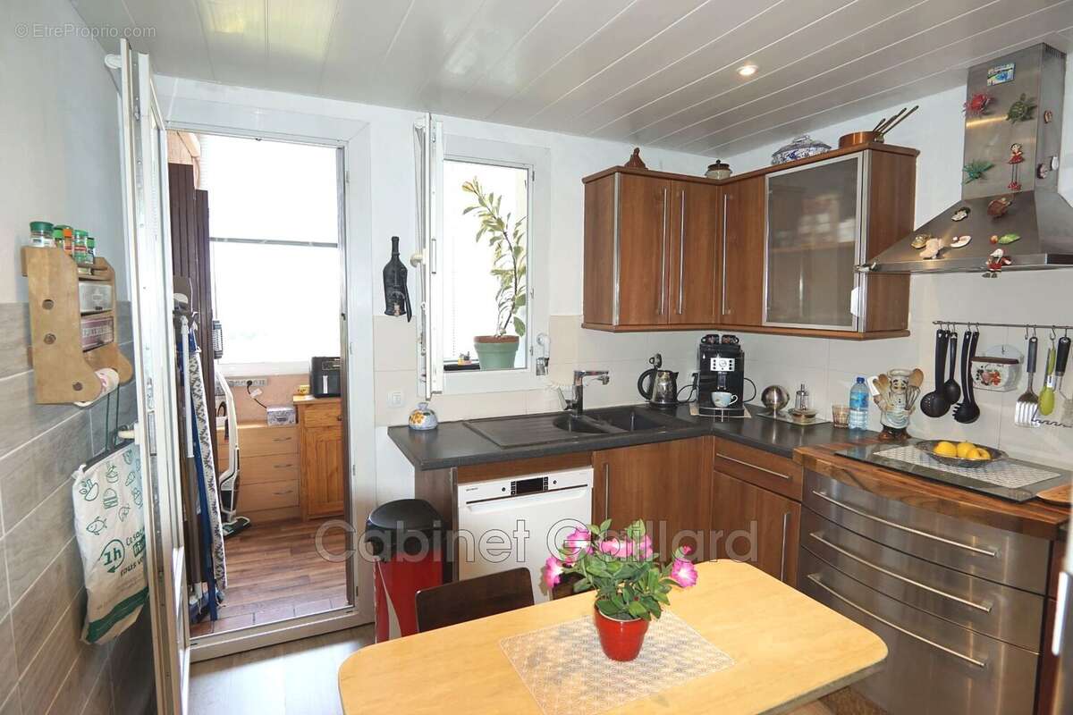 Appartement 84 m² à Peymeinade  - photo 2