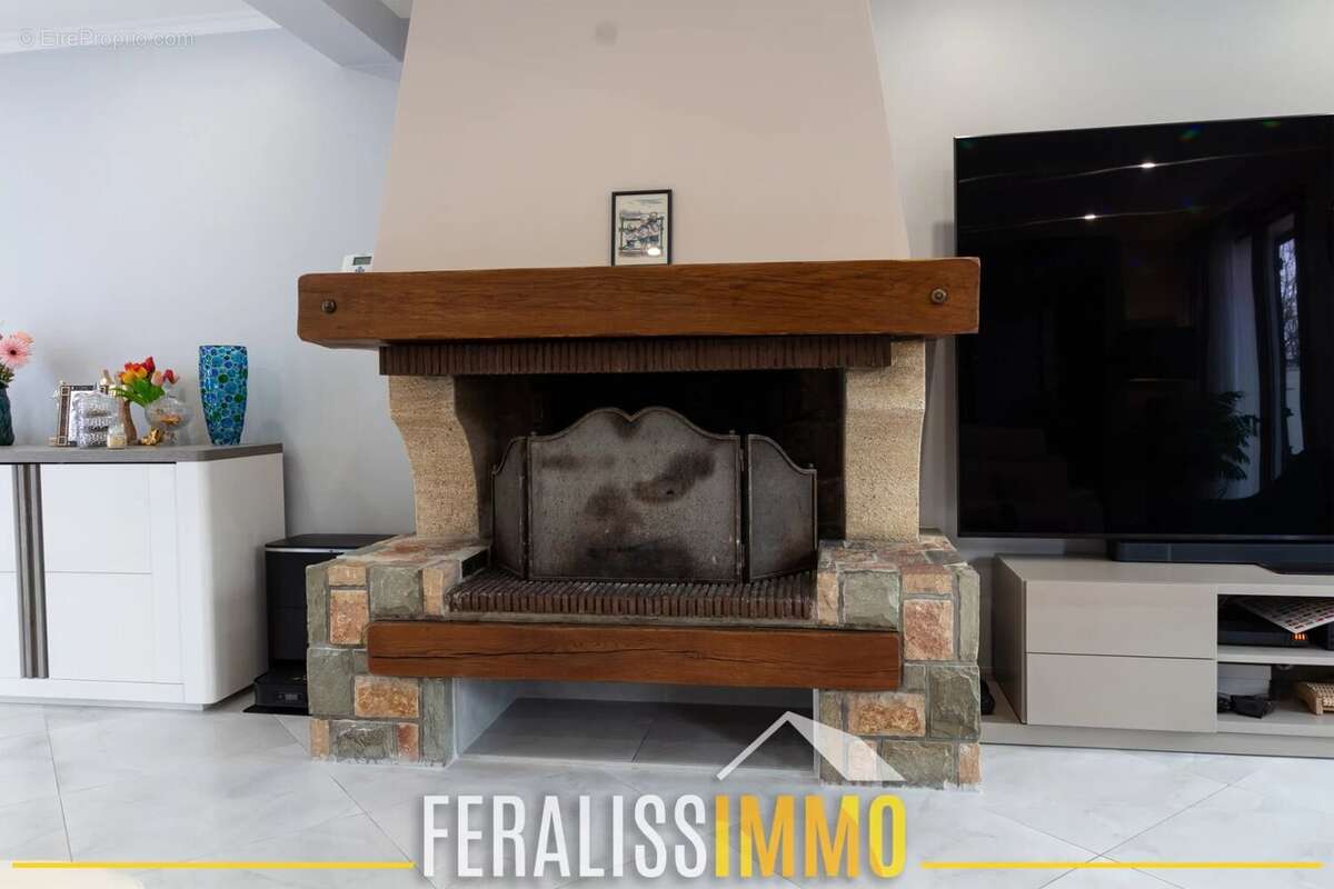 Maison à VAUX-SUR-SEINE