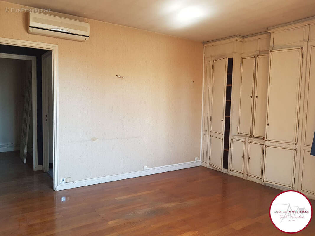 Appartement à SAINT-AMAND-MONTROND