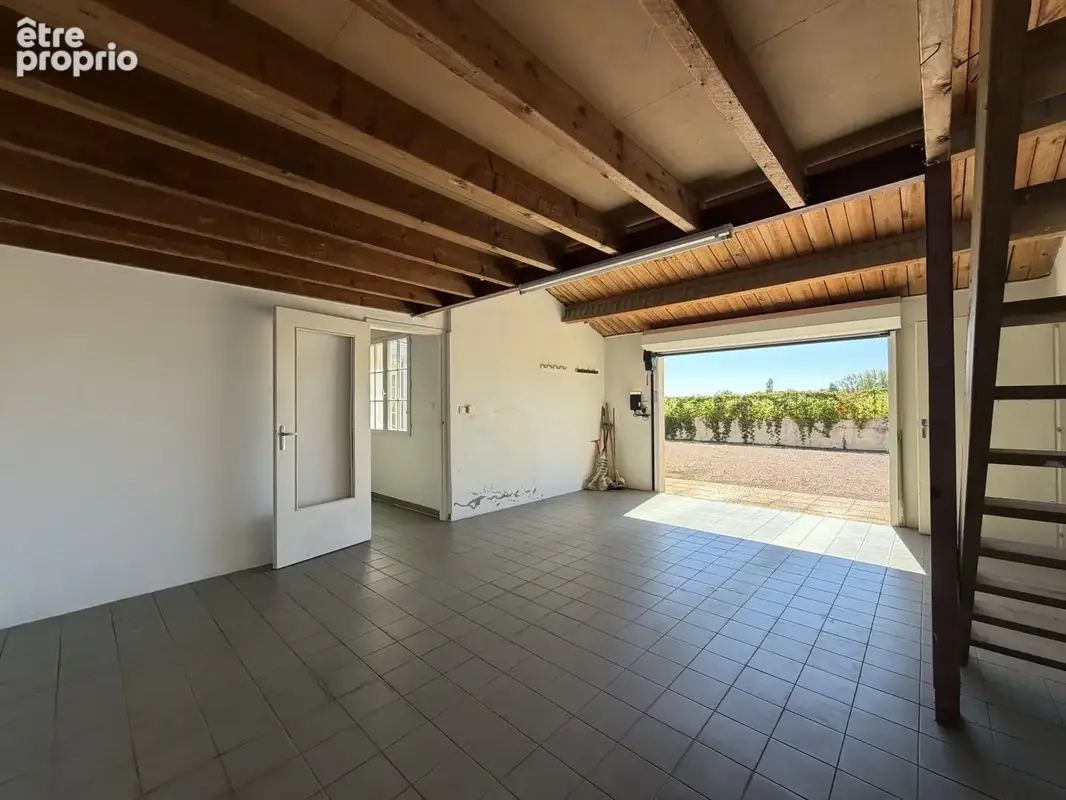 Entre AIZENAY et CHALLANS, à proximité du lac de Maché, agréable maison de pl-pied sur 1 038 m2 de terrain - photo 19