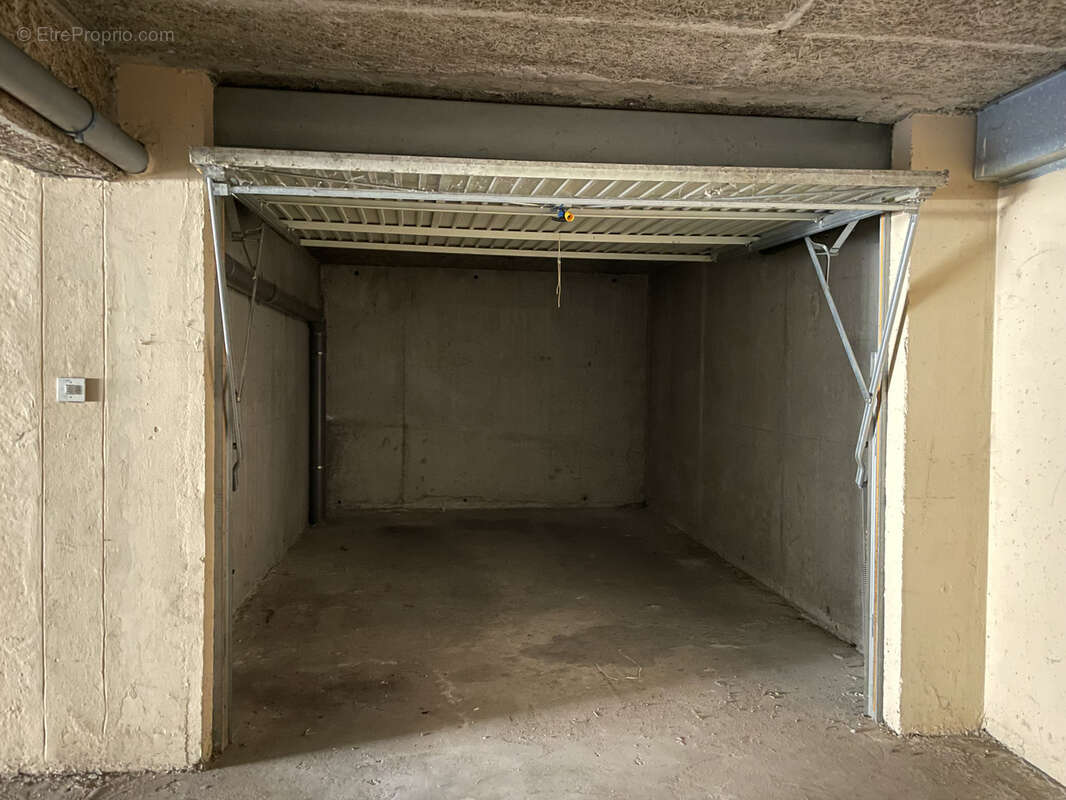 Parking à MONTELIMAR