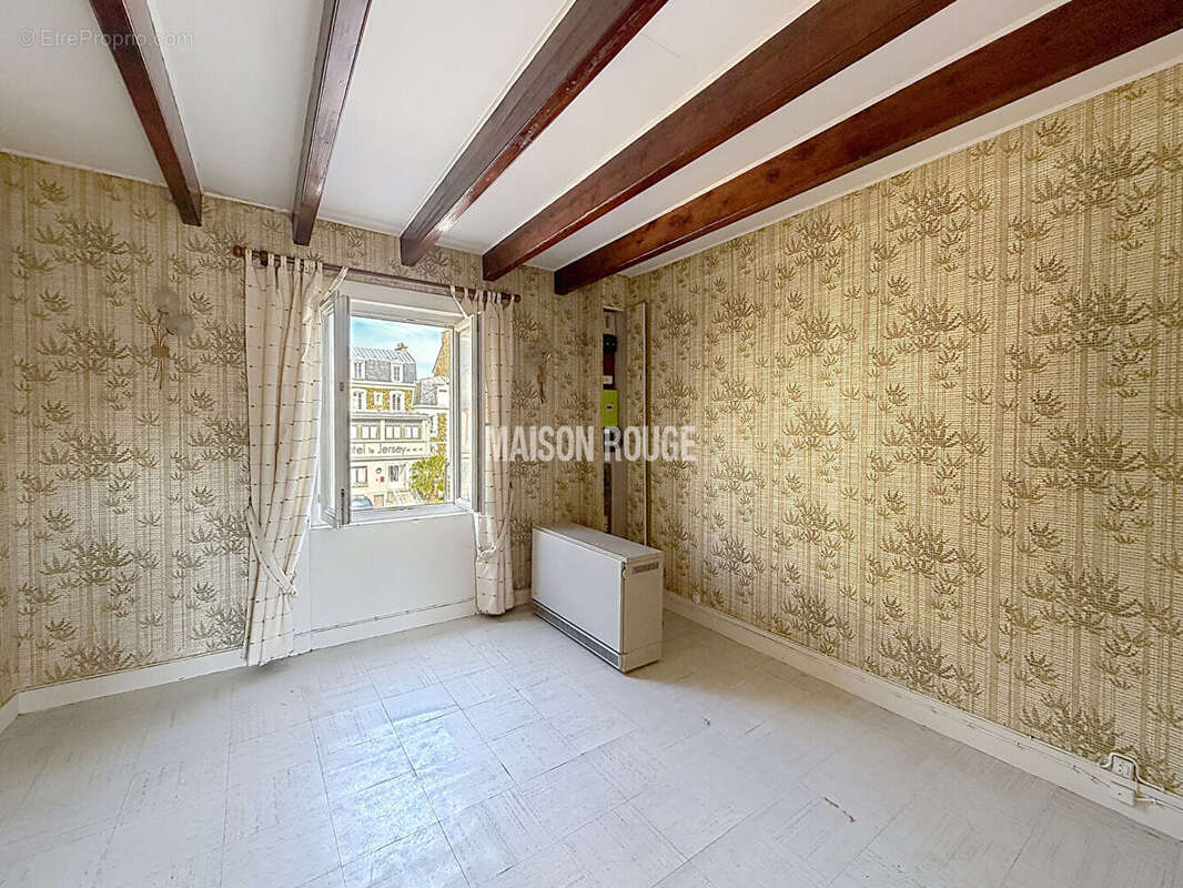 Appartement T2 à rénover avec balcon plein sud à deux pas de la plage à Saint-Malo - photo 5