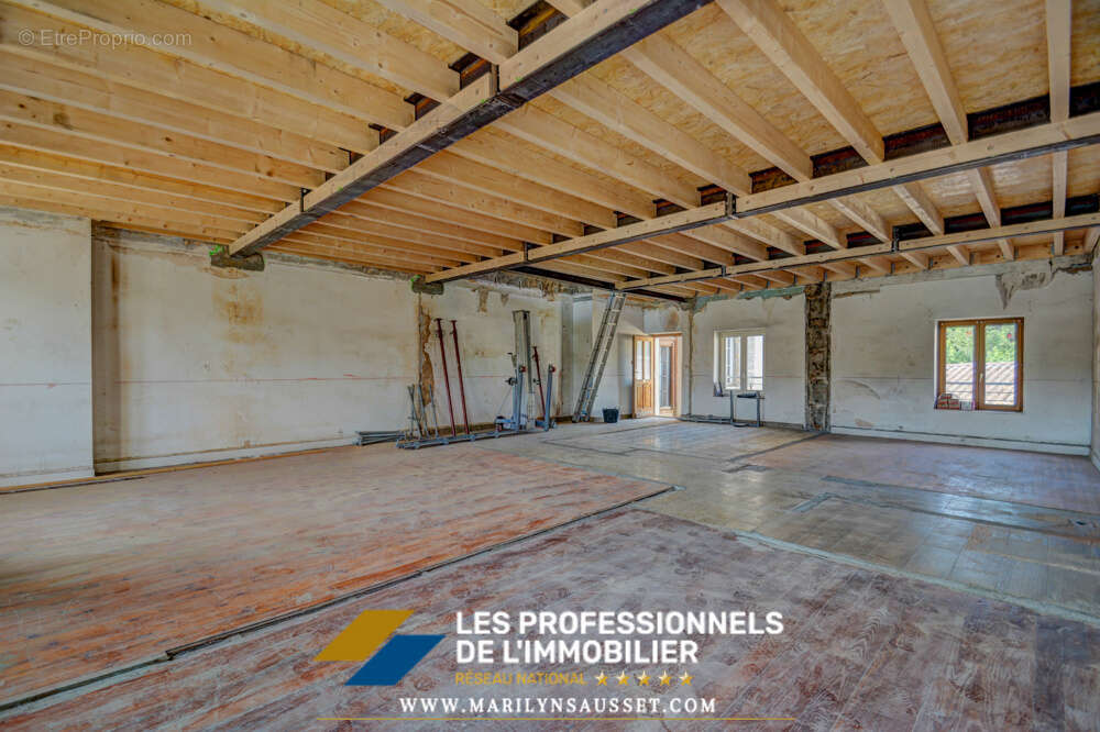 Appartement à ALBIGNY-SUR-SAONE