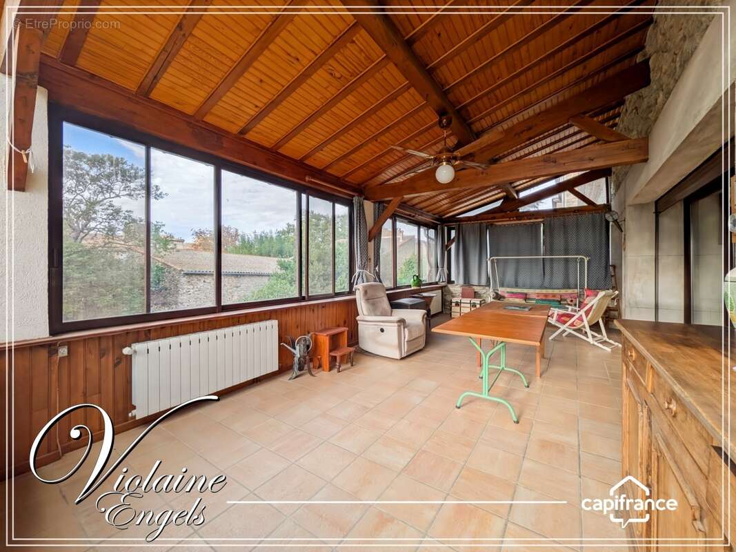 Grande maison familiale avec dépendances, piscine et vaste atelier à Pépieux (Aude – Minervois) - photo 21