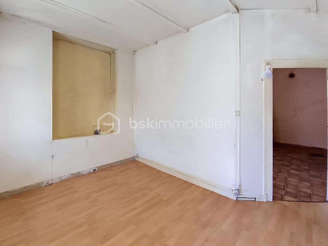 Maison a renover en deux parties avec terrain - photo 15