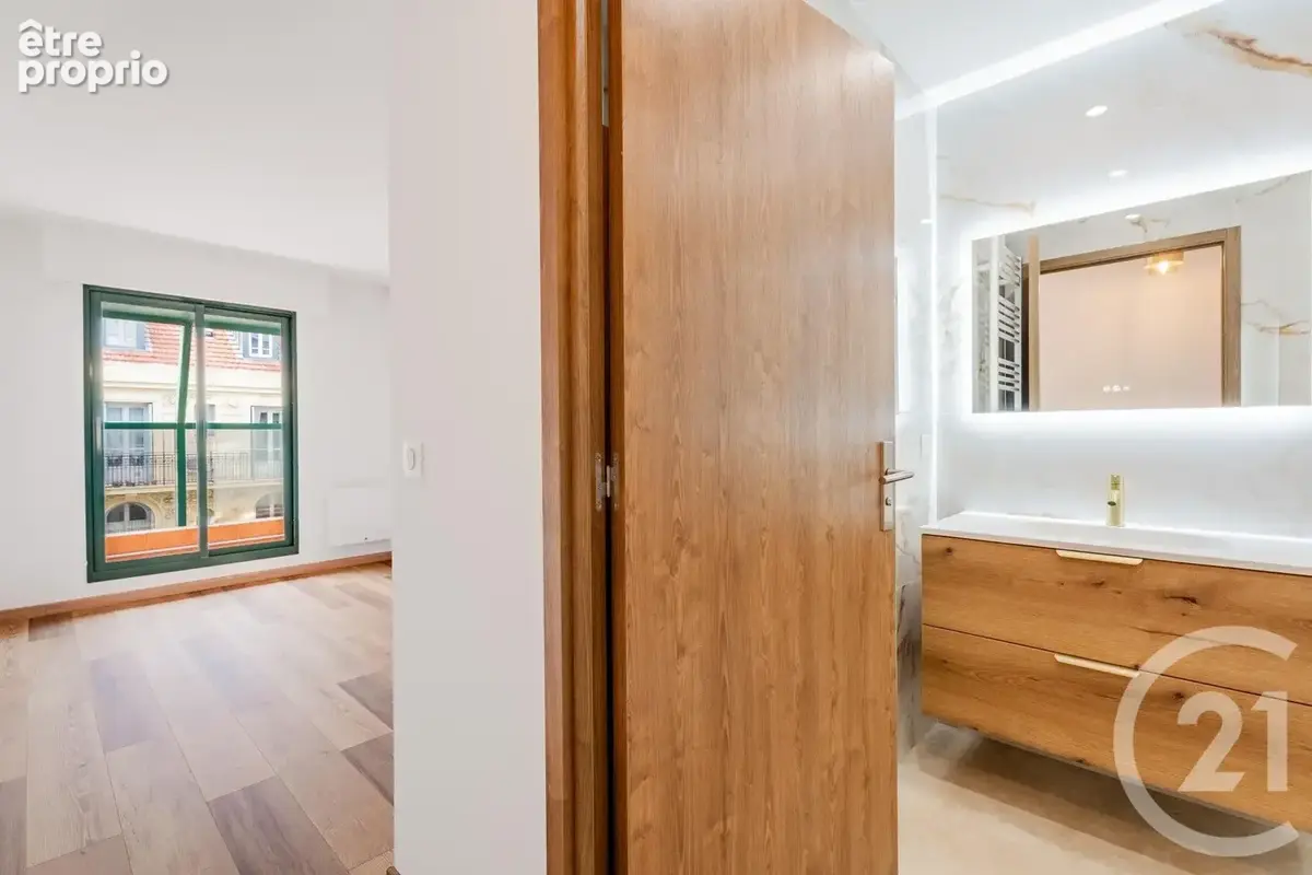 Appartement 4 pièces 90 m² à vendre à Nice (06000) - photo 12