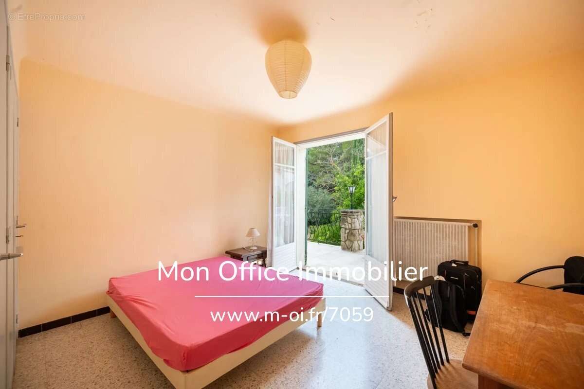 Référence : 7059-SBA - Maison plain pied - Eguilles - Fort potentiel - Piscine - photo 15
