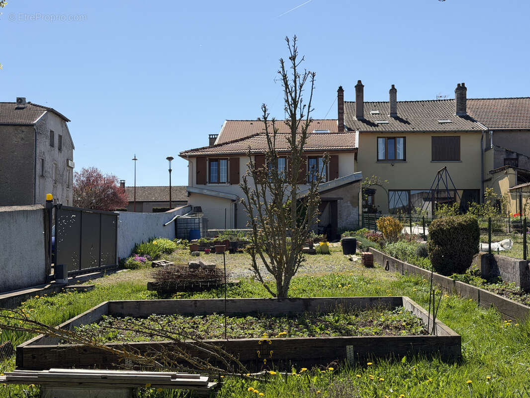 Maison à BENAMENIL