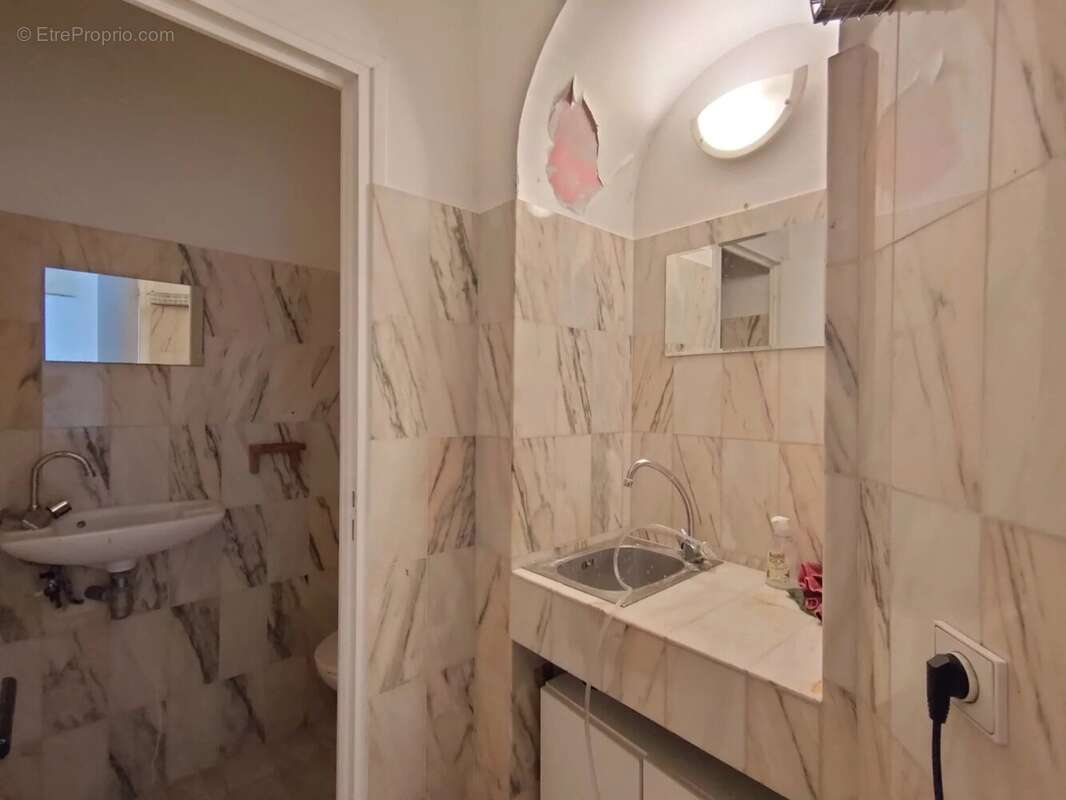 Commerce à SAINT-GERMAIN-EN-LAYE