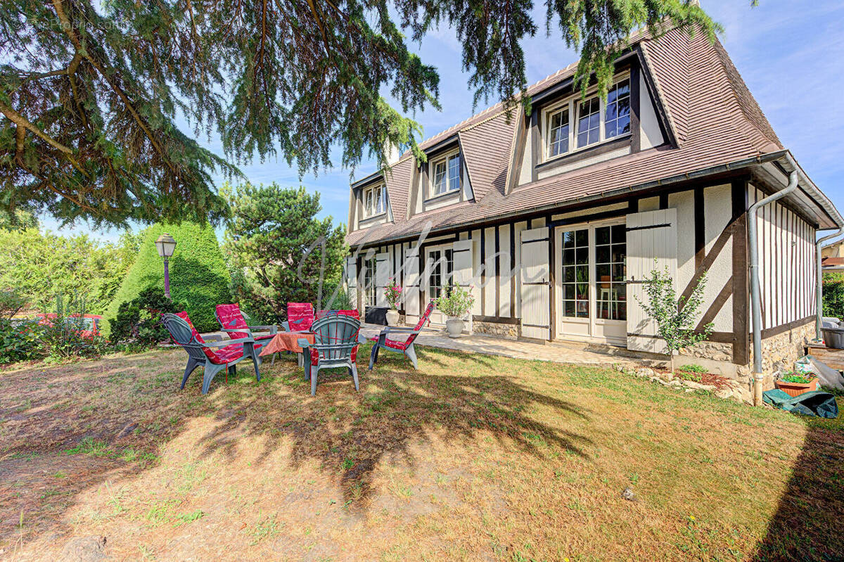 Maison à CONFLANS-SAINTE-HONORINE