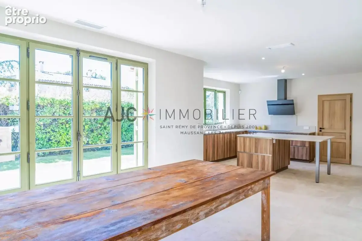 Propriété neuve avec piscine – 5 chambres – Eygalières - Village à pieds - photo 9