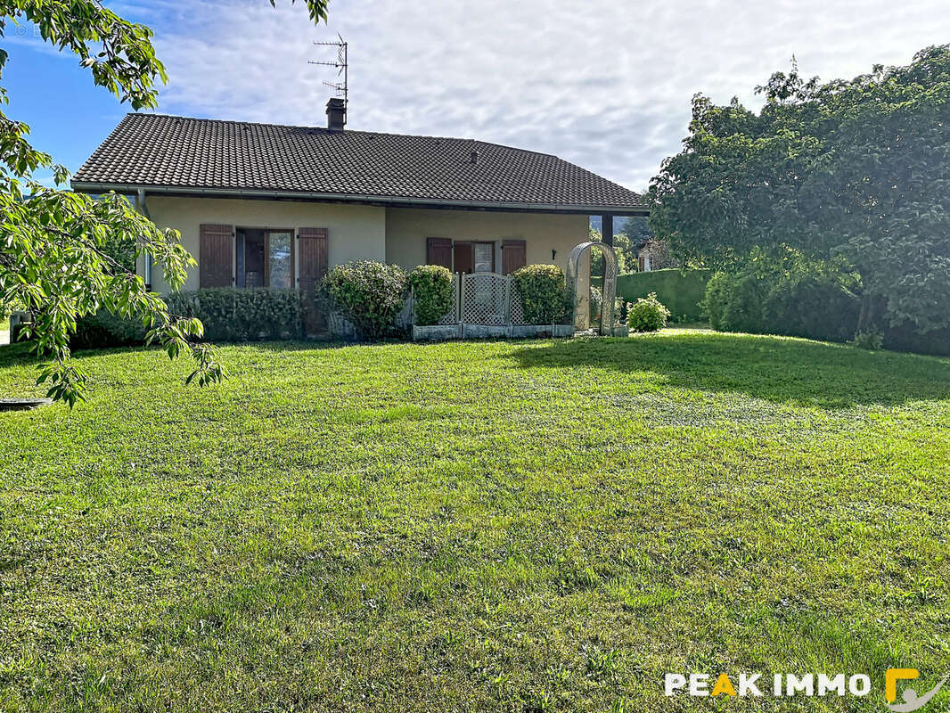 En exclusivite nangy maison avec magnifique terrain constructible de 1000m2 - photo 3