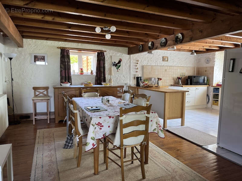 Maison à BOUTEILLES-SAINT-SEBASTIEN