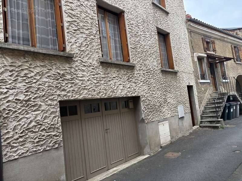 Maison à LEMPDES-SUR-ALLAGNON