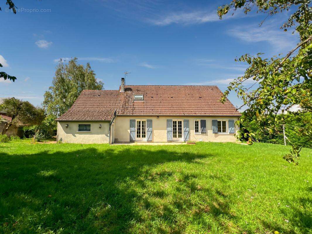 Maison à LAILLY-EN-VAL